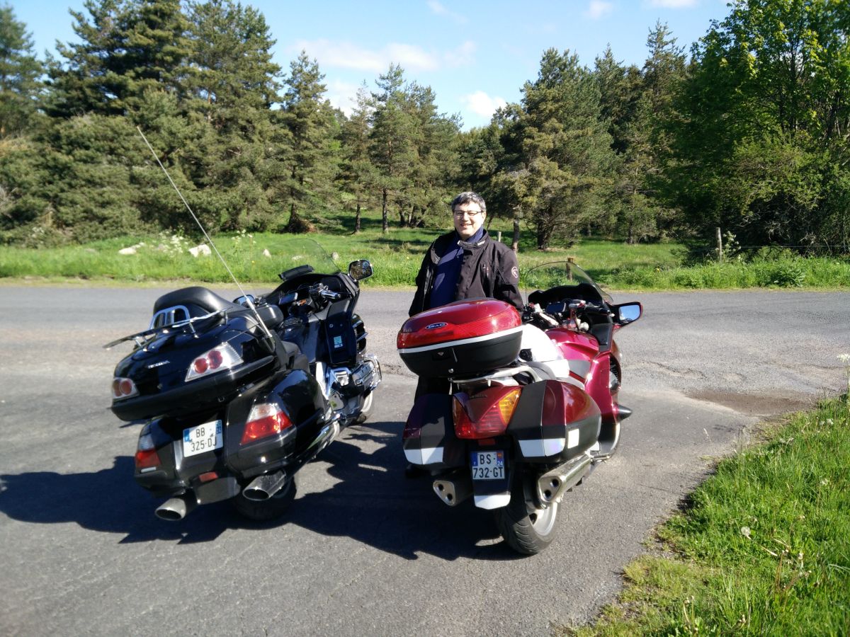 Road-trip-Auvergne Voyage Moto en Auvergne